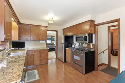 300 Edith Drive, West Saint Paul, MN 55118 - Photo 10