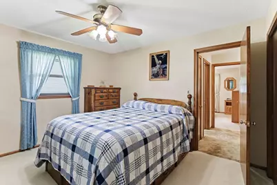 300 Edith Drive, West Saint Paul, MN 55118 - Photo 14