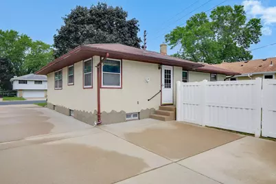 300 Edith Drive, West Saint Paul, MN 55118 - Photo 38