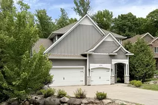 14714 Woodhaven Rd, Minnetonka, MN 55345 - Photo 2