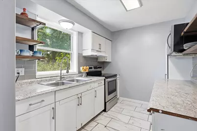 6435 Bryant Avenue N, Brooklyn Center, MN 55430 - Photo 10