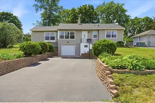 6435 Bryant Ave N, Brooklyn Center, MN 55430 - Photo 2