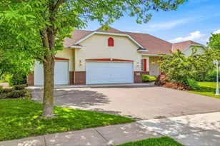 29673 Shoreview Cir, Lindstrom, MN 55045 - Photo 1