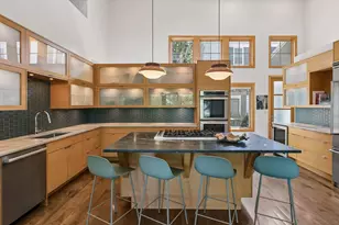 3225 W 38th St, Minneapolis, MN 55410 - Photo 14