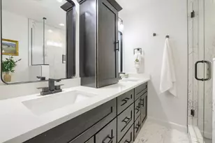 8100 Rhode Island Cir, Bloomington, MN 55438 - Photo 24