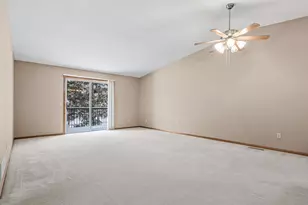 120 Ruth St N, Saint Paul, MN 55119 - Photo 2