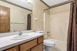 120 Ruth St N, Saint Paul, MN 55119 - Photo 10