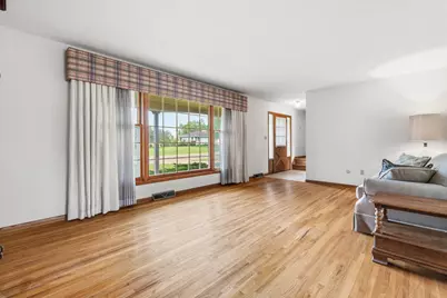 2195 Burr Street N, Maplewood, MN 55117 - Photo 6