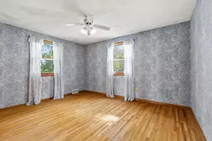 2195 Burr St N, Maplewood, MN 55117 - Photo 16