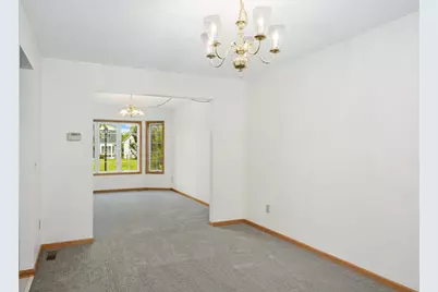 676 Falcon Ridge Road, Woodbury, MN 55125 - Photo 10