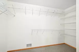 676 Falcon Ridge Rd, Woodbury, MN 55125 - Photo 22