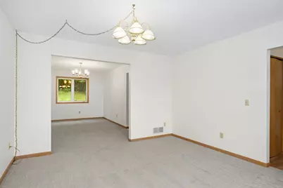 676 Falcon Ridge Road, Woodbury, MN 55125 - Photo 8