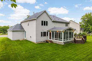 676 Falcon Ridge Rd, Woodbury, MN 55125 - Photo 32