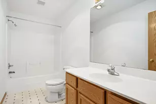 676 Falcon Ridge Rd, Woodbury, MN 55125 - Photo 28