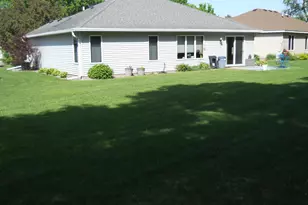 956 Willow Grove Cir, Waite Park, MN 56387 - Photo 10