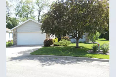 956 Willow Grove Circle, Waite Park, MN 56387 - Photo 4