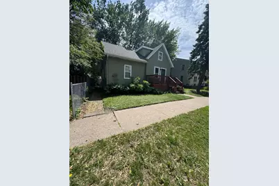 878 Monroe Court, Saint Paul, MN 55102 - Photo 2