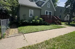 878 Monroe Ct, Saint Paul, MN 55102 - Photo 2