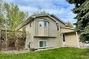 10635 62nd St NE, Albertville, MN 55301 - Photo 2