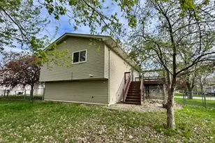 10635 62nd St NE, Albertville, MN 55301 - Photo 4