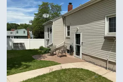 202 19th Avenue S, South Saint Paul, MN 55075 - Photo 2