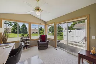 6534 Brook Ln, Savage, MN 55378 - Photo 10