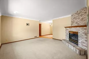 2959 Patton Rd, Roseville, MN 55113 - Photo 6