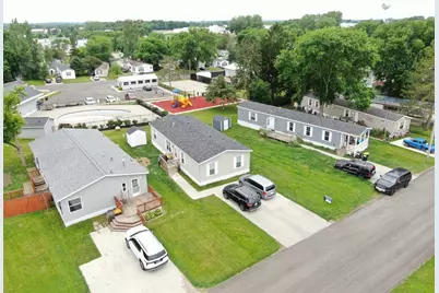 308 22nd Street NW, Stewartville, MN 55976 - Photo 4
