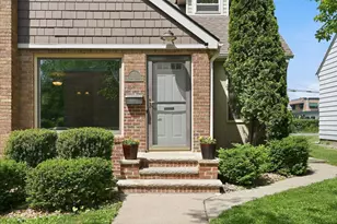 681 Wilder Street S, Saint Paul, MN 55116 - Photo 6