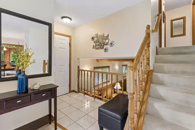 10435 Buckingham Drive, Eden Prairie, MN 55347 - Photo 4