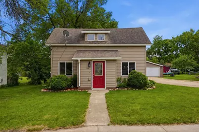 114 E Oak Street, Osakis, MN 56360 - Photo 1