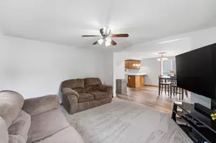 114 E Oak St, Osakis, MN 56360 - Photo 16