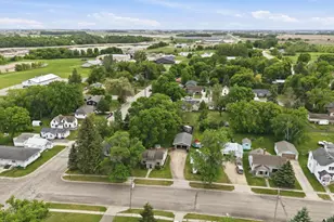 114 E Oak St, Osakis, MN 56360 - Photo 28