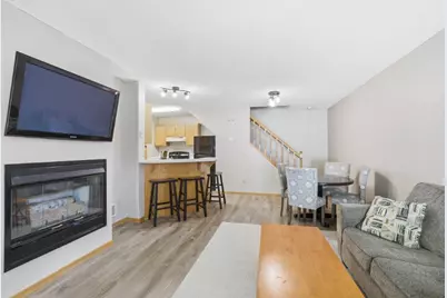 8426 Copperfield Way #93, Inver Grove Heights, MN 55076 - Photo 6