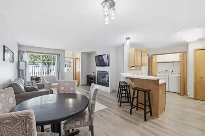 8426 Copperfield Way #93, Inver Grove Heights, MN 55076 - Photo 8