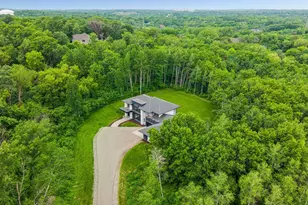 10371 Andrea Trail, Inver Grove Heights, MN 55077 - Photo 2