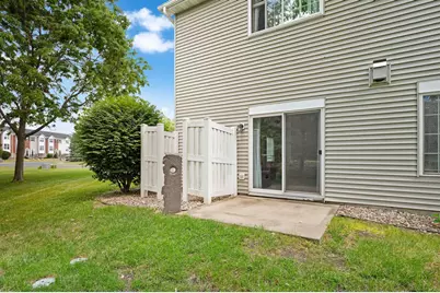 8000 Stratford Circle S, Shakopee, MN 55379 - Photo 28