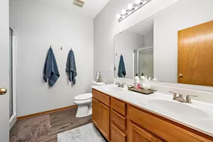 8000 Stratford Cir S, Shakopee, MN 55379 - Photo 18