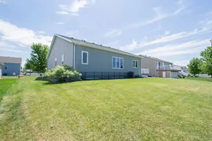5467 47th Ave S, Fargo, ND 58104 - Photo 42
