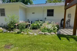 502 S Bruce St, Marshall, MN 56258 - Photo 32