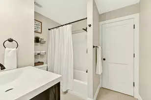 2537 Lisa Ln NE, Rochester, MN 55906 - Photo 38