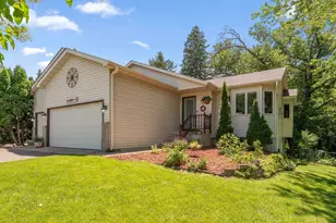 404 Minnesota Ave, Roseville, MN 55113 - Photo 1