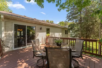 404 Minnesota Avenue, Roseville, MN 55113 - Photo 32