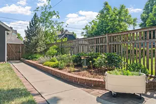 1028 Ashland Ave, Saint Paul, MN 55104 - Photo 16