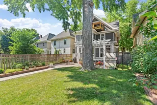 1028 Ashland Ave, Saint Paul, MN 55104 - Photo 8