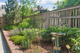 1028 Ashland Ave, Saint Paul, MN 55104 - Photo 12