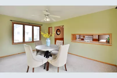 4522 Chatham Road NE, Columbia Heights, MN 55421 - Photo 4