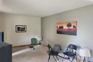 425 Spruce Ave S, Thief River Falls, MN 56701 - Photo 10