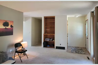 425 Spruce Avenue S, Thief River Falls, MN 56701 - Photo 12