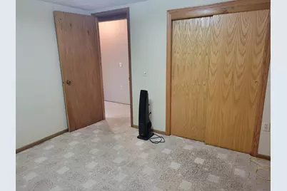 425 Spruce Avenue S, Thief River Falls, MN 56701 - Photo 18